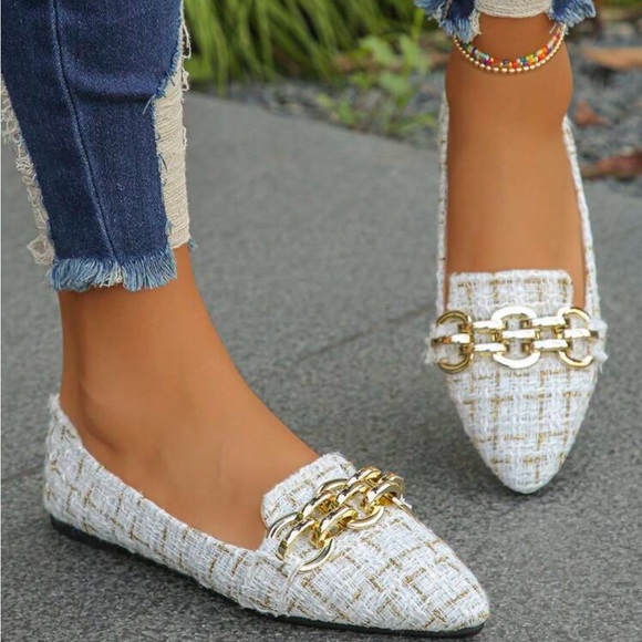 Spring And Autumn New Arrival Women Beige And Gold Plaid Pointed Toe Flat Shoes - Picture 4 of 4